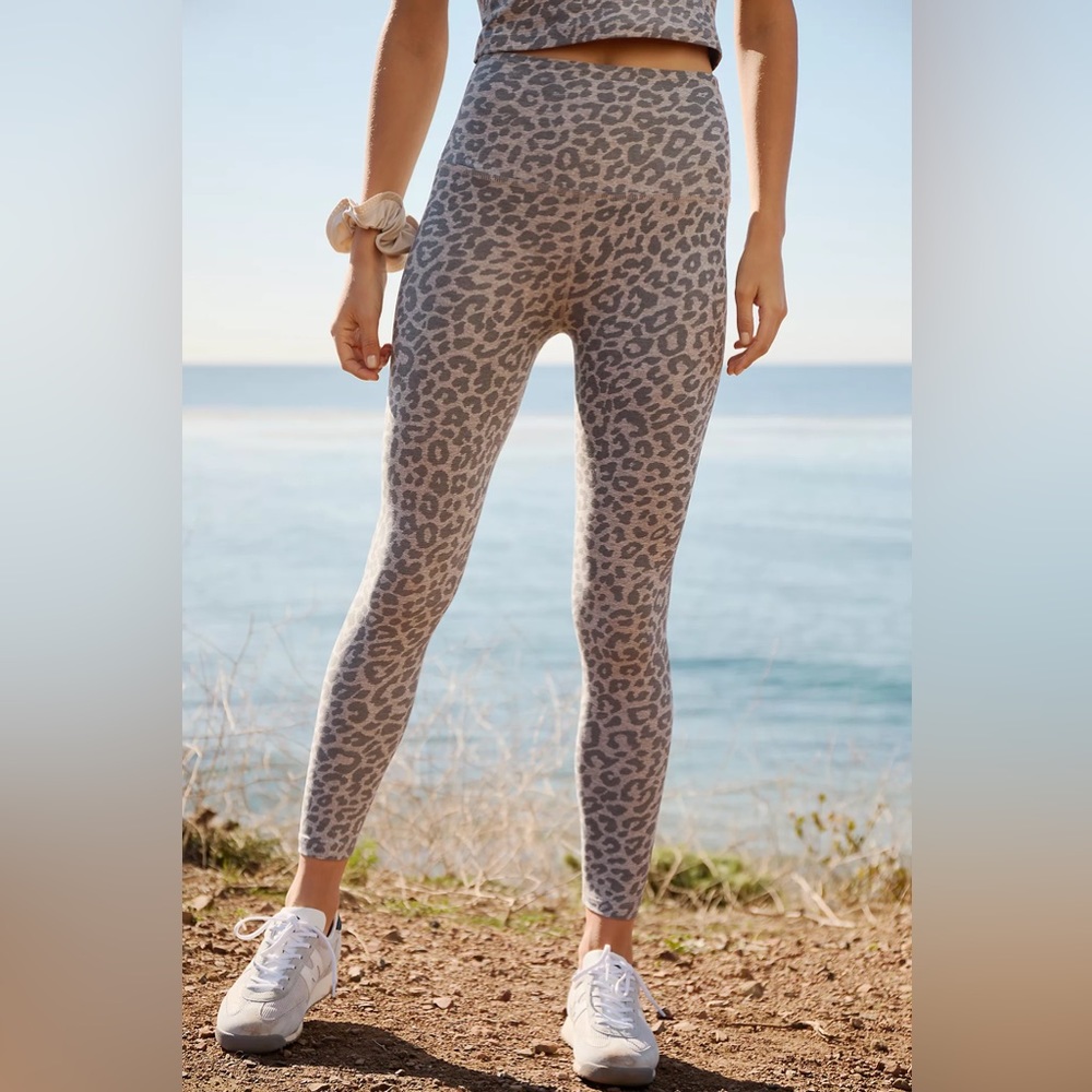 Beyond Yoga Leopard Space-Dye High-Waisted Midi Leggings